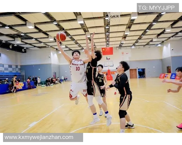 重庆篮球队快攻战术解析与深度剖析助力球队崛起之路